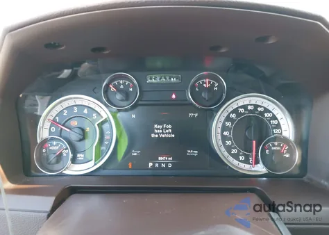 2018 Ram 2500 Laramie 4X4 6'4 Box z USA, uszkodzony, nr VIN 3C6UR5FLXJG117546